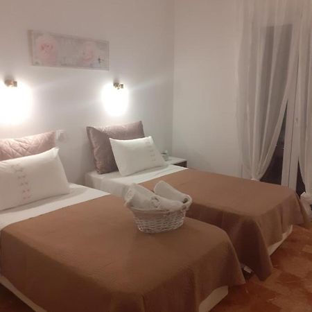 Marili Downstairs Apartments Roda (Corfu) Exterior foto